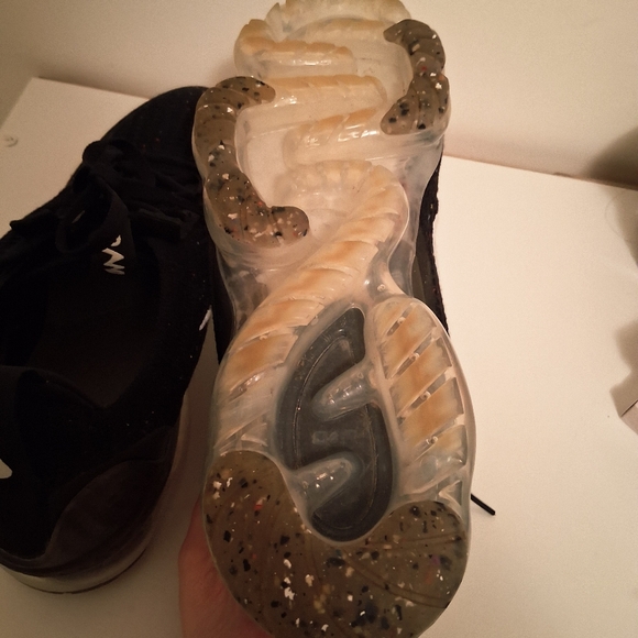 Nike Vapormax - Picture 10 of 12